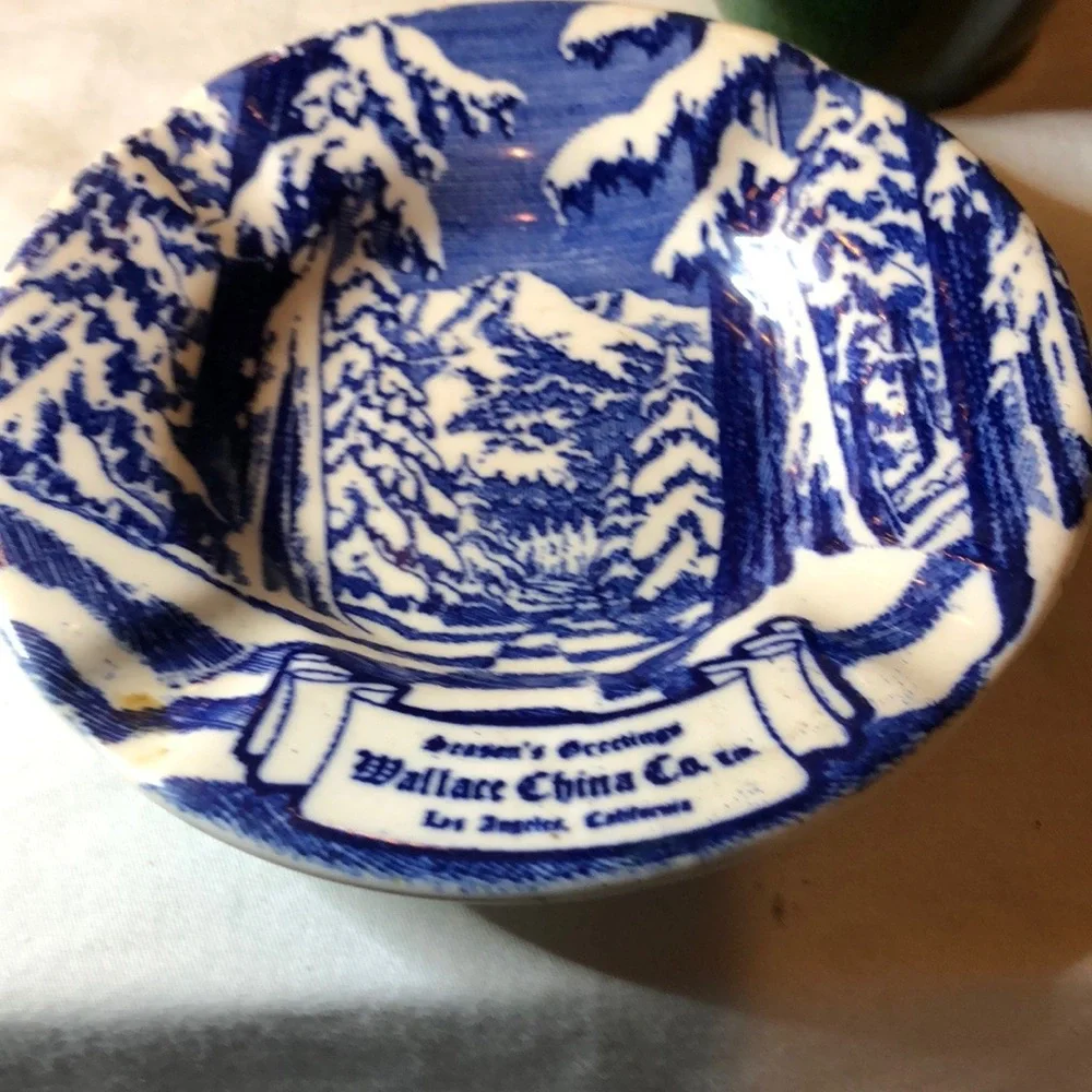 VINTAGE WALLACE WARE ASHTRAY. - Picture 5 of 9